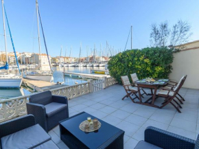 Marina lumineuse avec terrasses, clim, parking & accès plage privée - FR-1-387-181